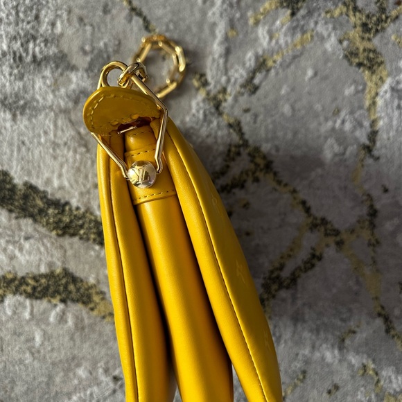 Louis Vuitton COUSSIN PM Sunflower - Picture 8 of 15